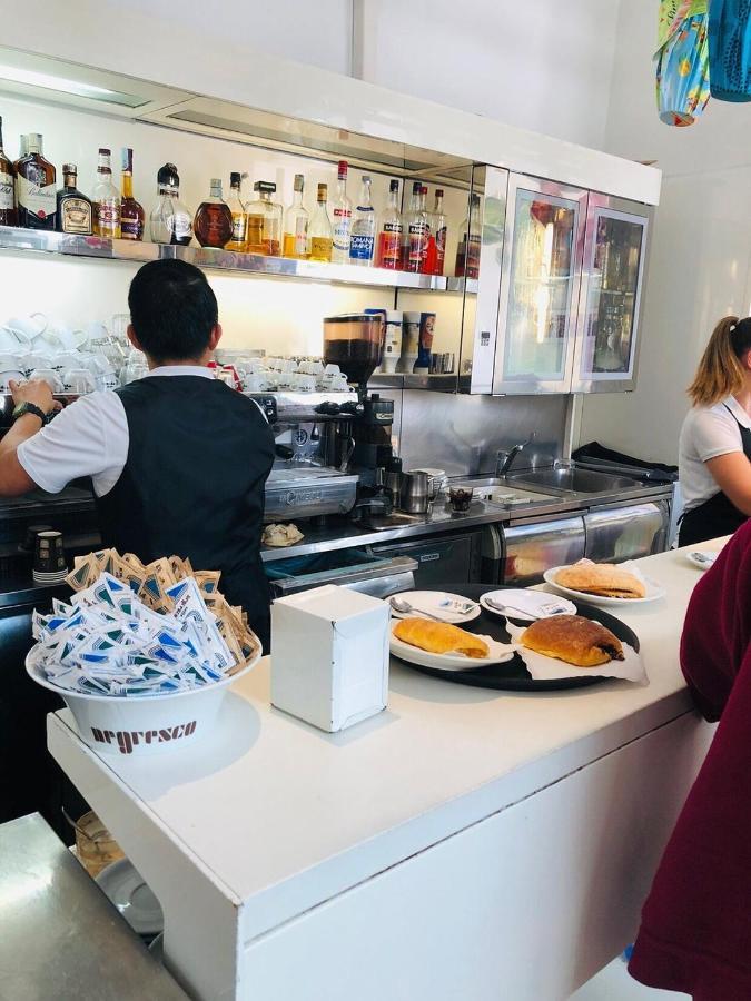 Arthouse Termini Hotel Roma Ngoại thất bức ảnh