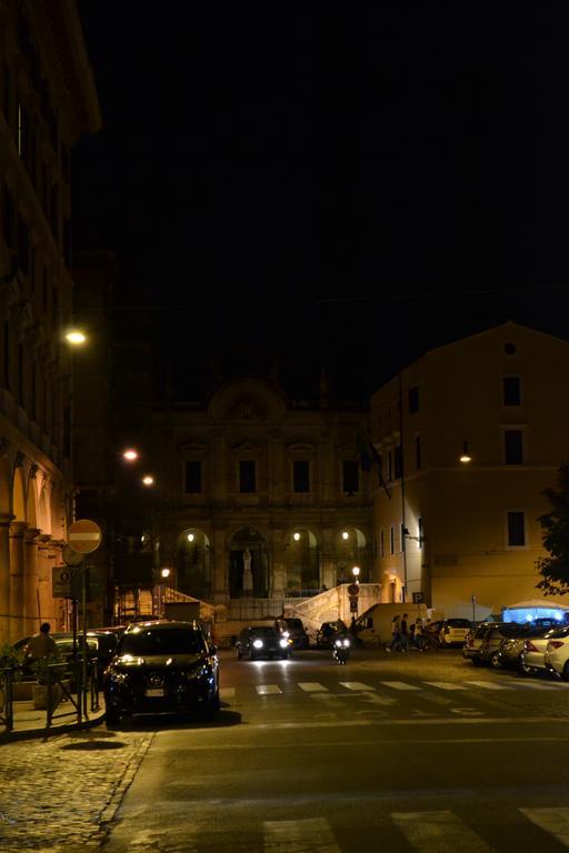 Arthouse Termini Hotel Roma Phòng bức ảnh
